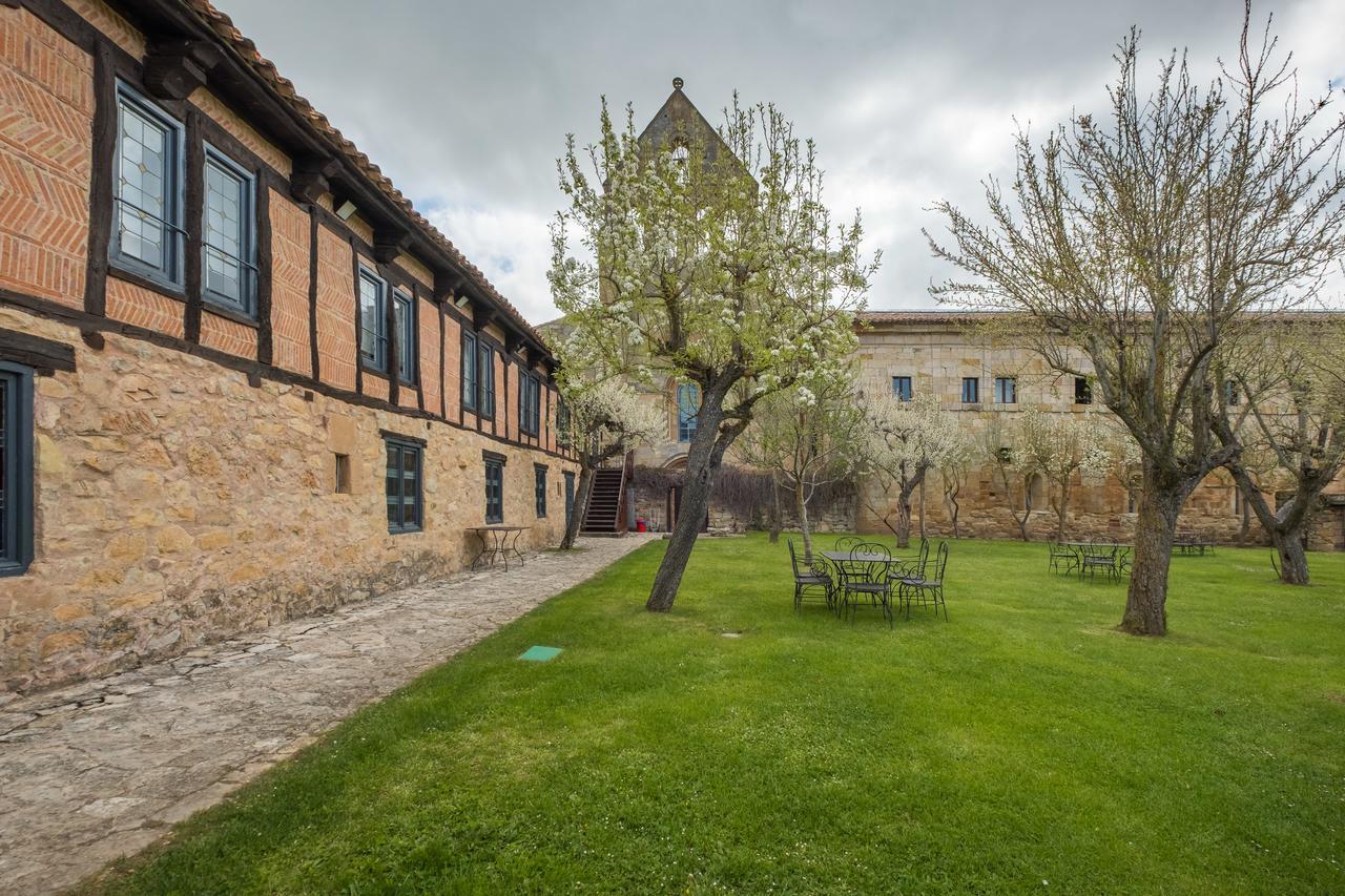 Hotel Posada Santa Maria La Real Aguilar de Campóo Eksteriør bilde